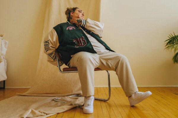 Amazon Music’s Holiday Music Bus