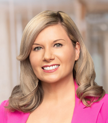 Head shot of Nicola Meyer