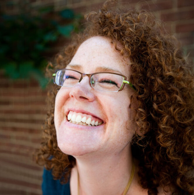 Melanie McNeill headshot