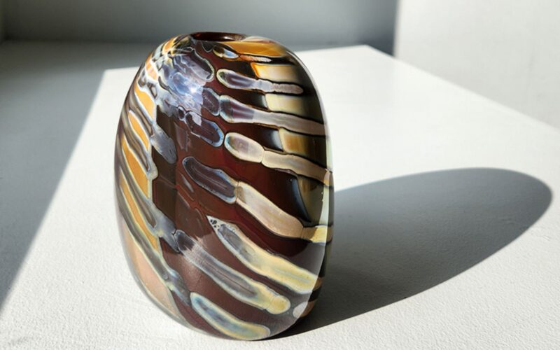 Patterned glass vase